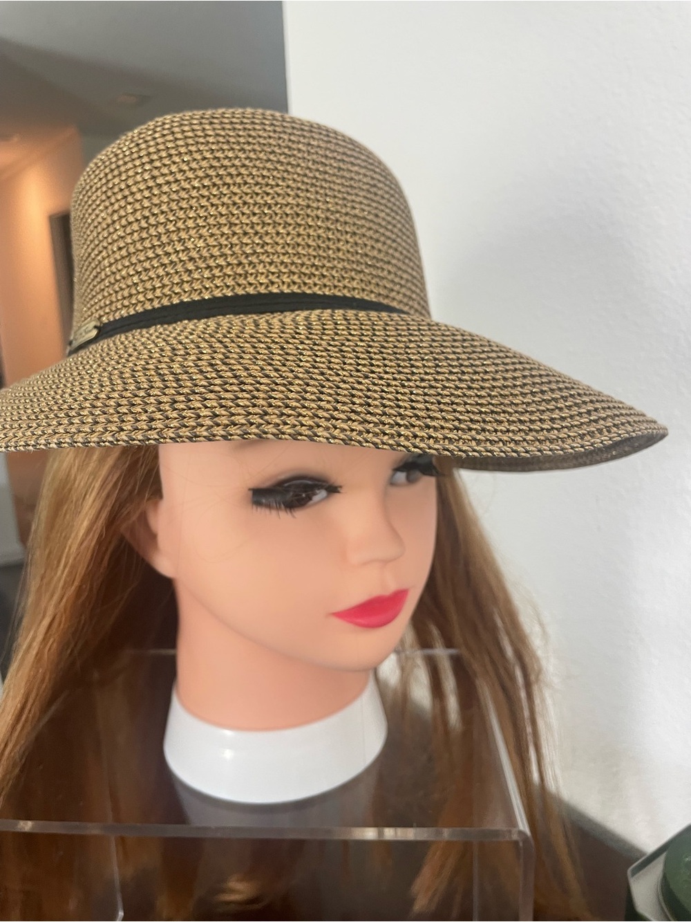 Sun N Sand Wide-Brim Straw Sun Hat in Natural Tan with sparkles